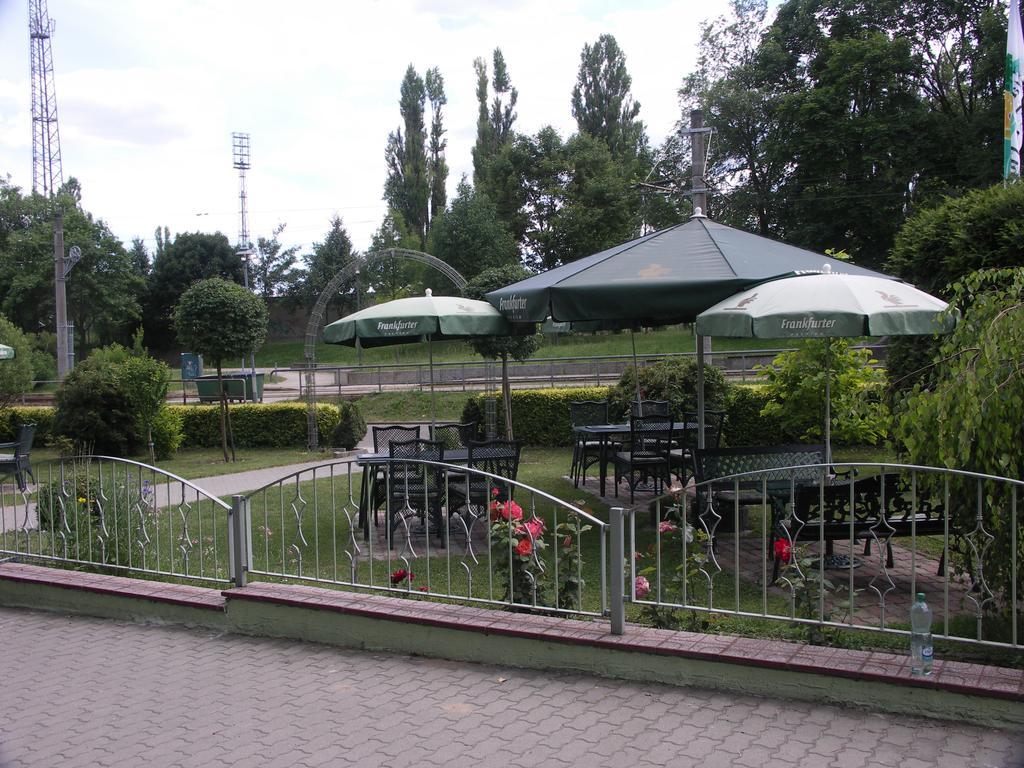 3 Sterne Hotel Frankfurt-Oder Zur Alten Oder Frankfurt an der Oder Exterior foto