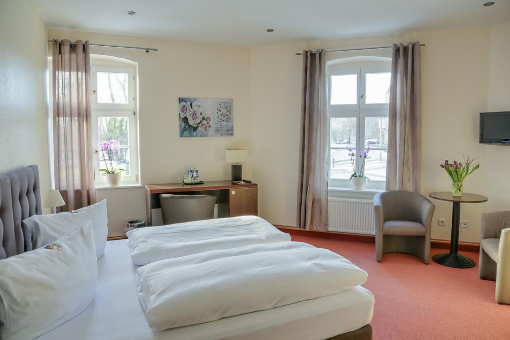 3 Sterne Hotel Frankfurt-Oder Zur Alten Oder Frankfurt an der Oder Quarto foto